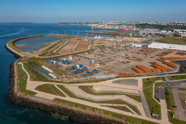 Terminal EMR Port de Brest