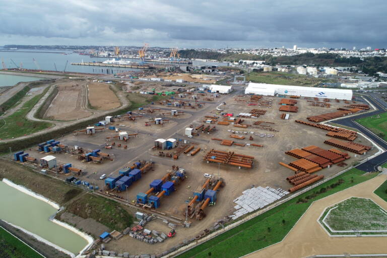 Port of Brest - Construction of jackets by Navantia