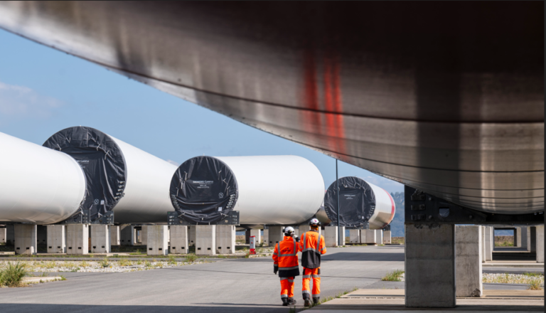 Haïzea Breizh et SPIE Industrie sur le terminal EMR du Port de Brest - crédit Mathieu Le Gall